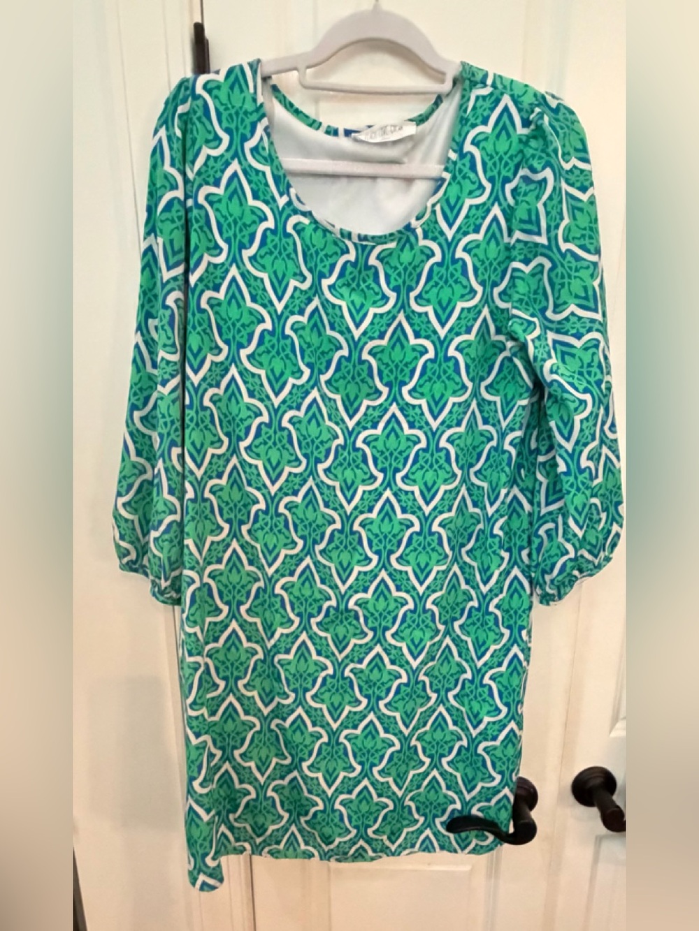 Peach Love California Green & White Patterned dress large